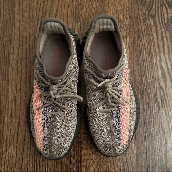 Ash Stone Yeezys - Picture 3 of 8